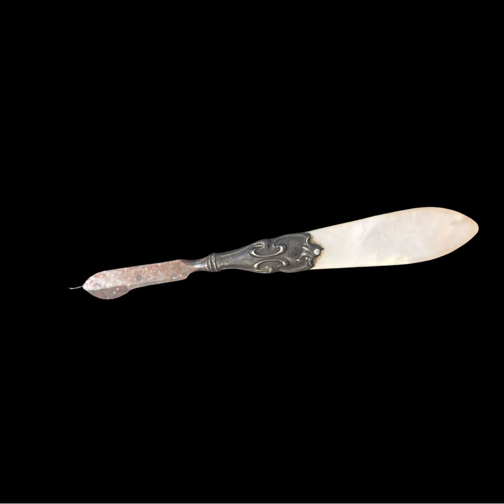ANTIQUE BUTTER KNIFE STERLING SILVER MoP VICTORIAN